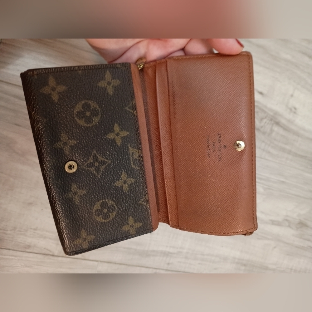 Louis Vuitton, Mono Brown Leather, Bi-fold Compact Wallet - Picture 7 of 13